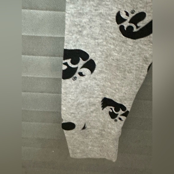 Youth size 8 small sleep pants color grey - Picture 3 of 5